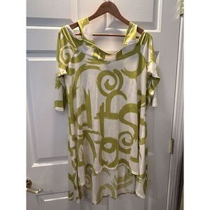 IC by Connie K Cold Shoulder High-Low Hem Tunic Size Medium Style# 1573T